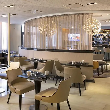 朱拉第戎大洋洲酒店