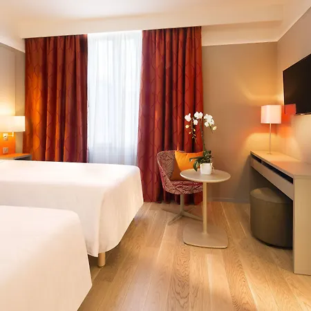 朱拉第戎大洋洲酒店