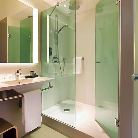 Oceania Le Jura 4*