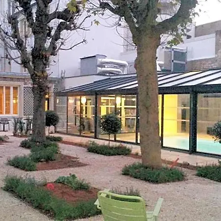 Oceania Le Jura 4*