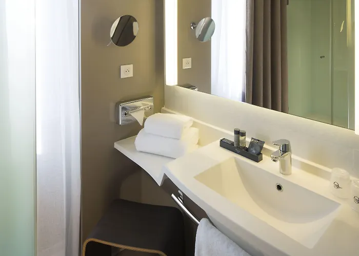 Oceania Le Jura Hotel